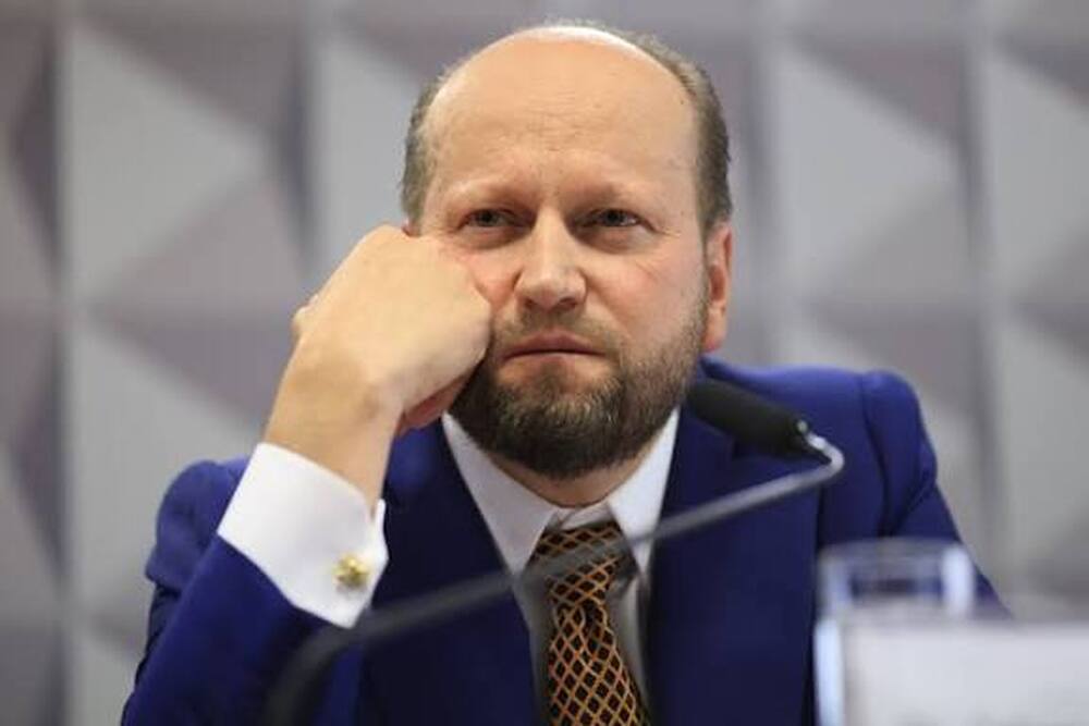 Operação Sem Desconto expõe esquema bilionário no INSS com prisões em 15 estados