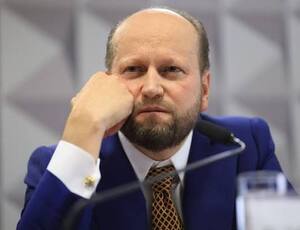 Operação Sem Desconto expõe esquema bilionário no INSS com prisões em 15 estados