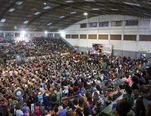 Niterói: moeda social Arariboia terá reajuste de 12% e famílias inscritas vão receber abono de Natal