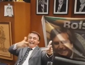 A Papuda lhe espera: como frase de Bolsonaro virou meme contra ele mesmo