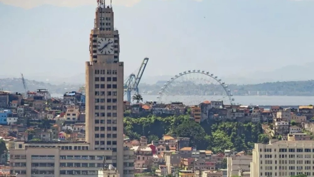 Deputados do RJ querem vender Central do Brasil, rodoviária, Maracanã e terreno do Engenhão