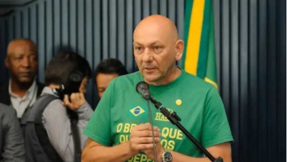 PL Luciano Hang: Câmara aprova urgência para lei que permite exibir imagens de criminosos