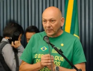 PL Luciano Hang: Câmara aprova urgência para lei que permite exibir imagens de criminosos