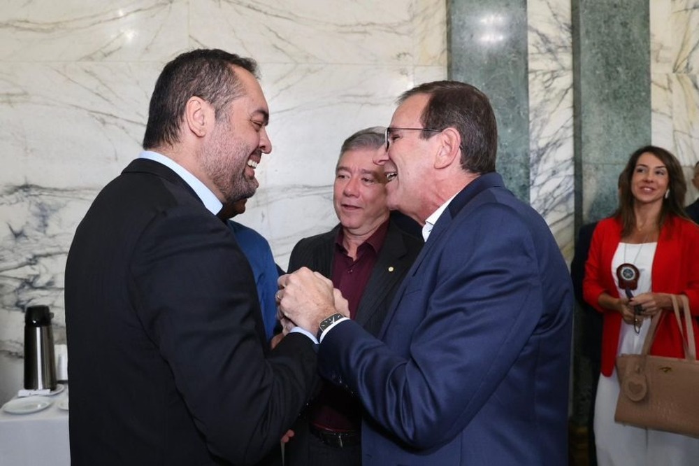 Só Love entre governador e prefeito: Castro e Paes derrubam Barricadas políticas em reunião sobre segurança no Rio