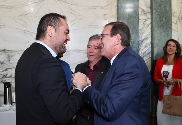 Só Love entre governador e prefeito: Castro e Paes derrubam Barricadas políticas em reunião sobre segurança no Rio