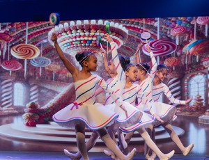 De Paraisópolis ao palco: espetáculo gratuito de balé revela como a arte está transformando vidas na periferia de São Paulo