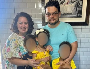 Casal que viralizou por adoção rápida é preso por maus-tratos