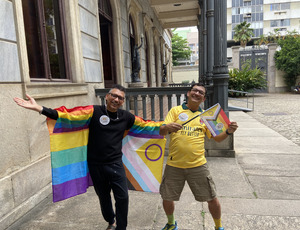 Parada LGBTQIAP+ do Rio celebra 30 anos com festa histórica em Copacabana