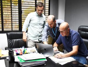 Prefeito Tande Vieira assina decreto que reforça ecossistema de inovação em Resende