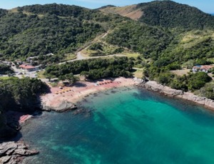 Prefeito de Búzios muda de ideia e pede para Câmara arquivar projeto de taxa de turismo sustentável