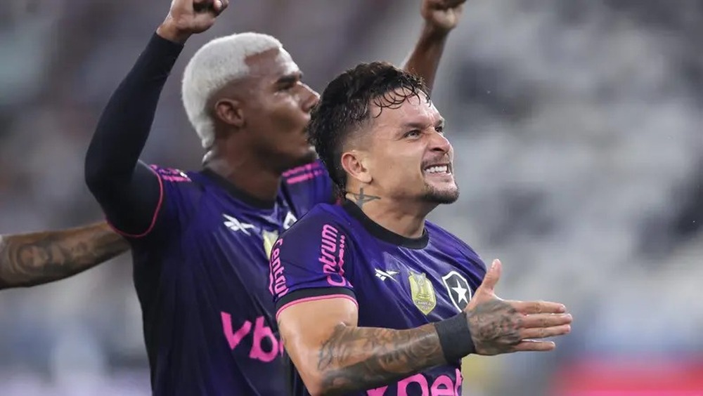 Botafogo vence o Grêmio por 3 x 2 e pula para o quinto lugar; Lanús é campeão da Copa Sul-americana em cima do Atlético – MG