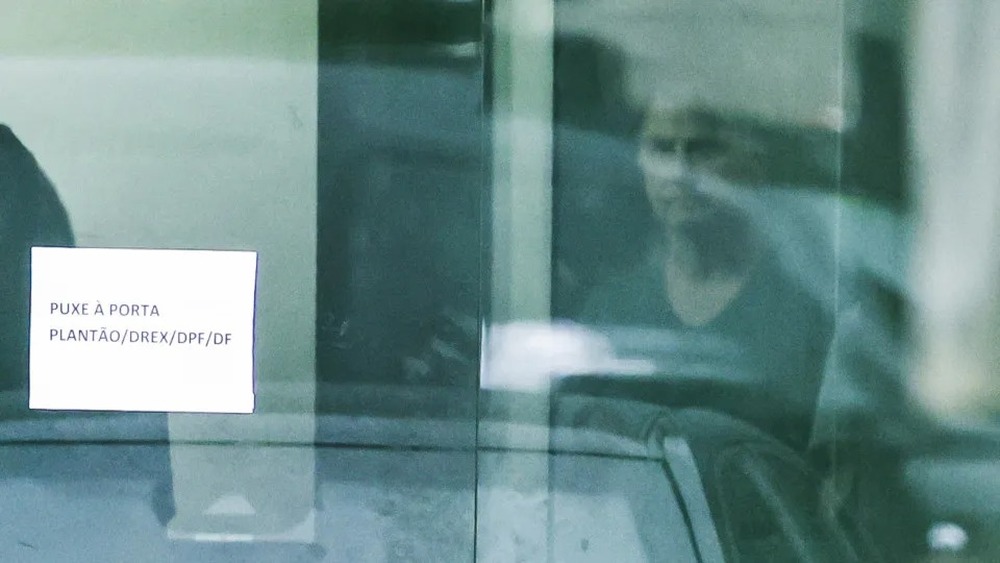 Com voto de Zanin, STF tem maioria para manter Bolsonaro preso