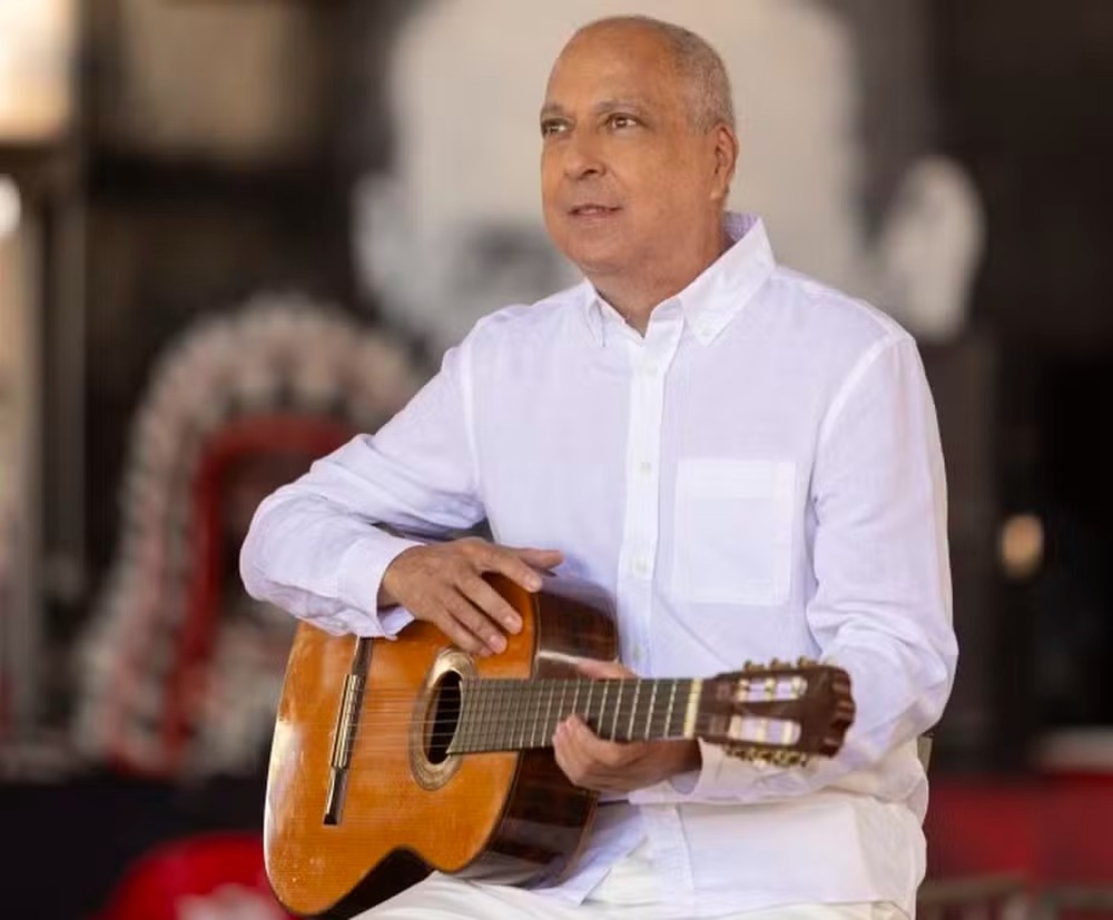 Neste sábado (29), tem a Fan Fest do Casarão do Firmino com transmissão ao vivo de Flamengo x Palmeiras e show do cantor Sombrinha