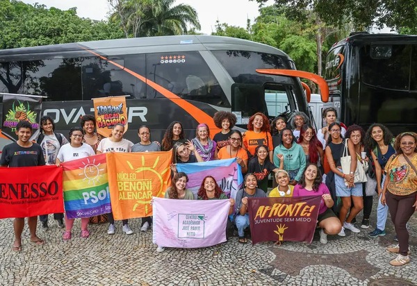 30 mil mulheres do Rio participarão da Marcha Nacional das Mulheres Negras, em Brasília, nesta terça-feira (25)