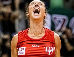 Atleta de vôlei baleada na Tijuca desabafa: ‘Poupada por um milagre’