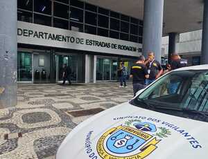 SINDVIGRIO COBRA DO DER RESCISÕES DE 200 VIGILANTES NÃO PAGAS