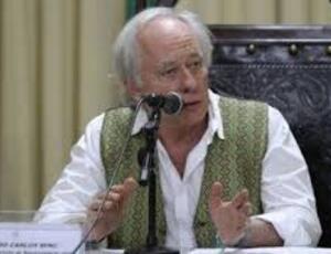 Alerj aprova projeto do deputado Carlos Minc que proíbe venda e doação de animais em eventos sem finalidade específica no RJ