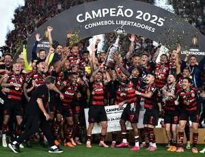 Flamengo vence Palmeiras e vira 1º brasileiro tetra da Libertadores