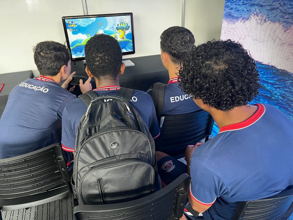 Arraial do Cabo realiza final de competição de jogos educativos com prêmios para os alunos vencedores