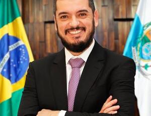 Presidente da Alerj, Rodrigo Bacellar, é preso em operação da Polícia Federal no Rio de Janeiro