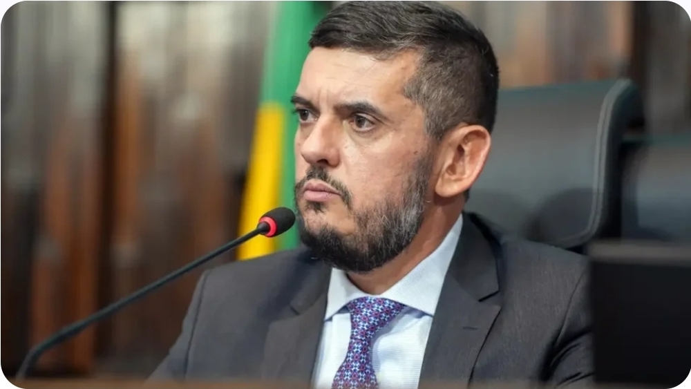 ‘Devidamente declarados’, diz defesa de Bacellar sobre R$ 90 mil encontrados em carro