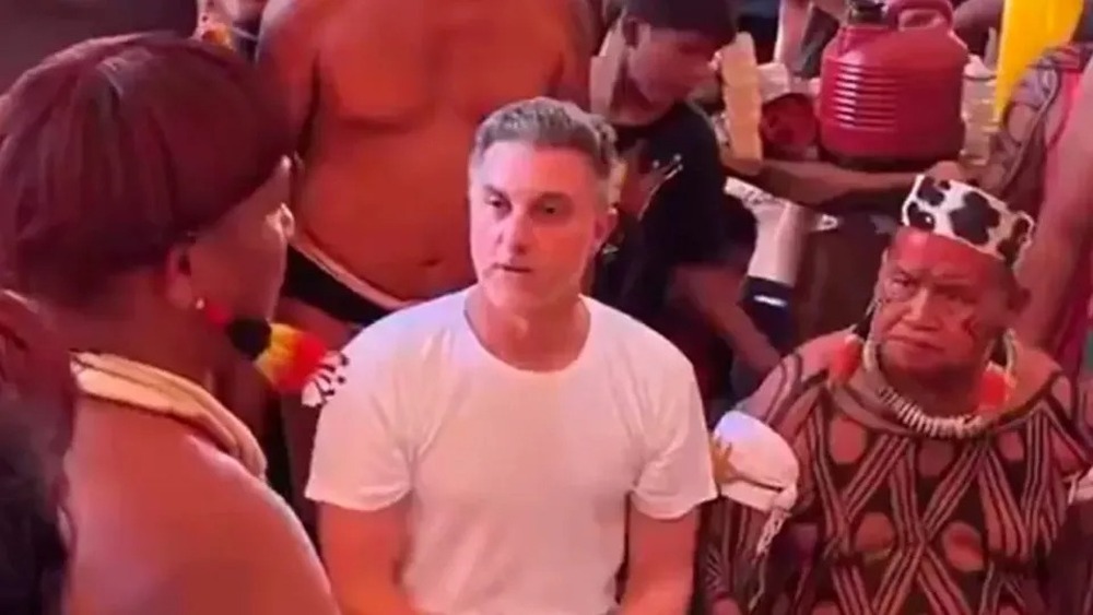 Indígenas publicam nota de repúdio a falas de Luciano Huck: 'Indignação'