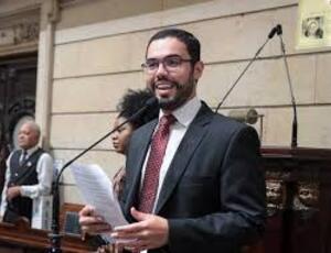 Vereador Pedro Duarte anuncia saída do partido Novo, partido perde sua única cadeira na Câmara do Rio de Janeiro