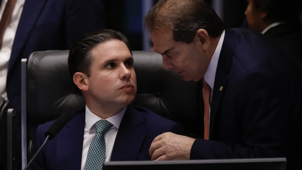 Redução de pena de Bolsonaro foi um acordo ‘com o Supremo, com tudo’