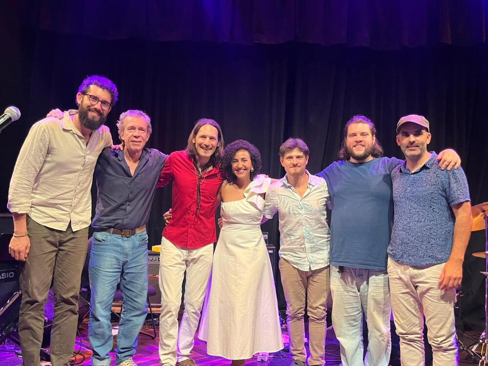 Sextante leva mistura de jazz contemporâneo e ritmos caiçaras a Paraty em show gratuito nesta quinta