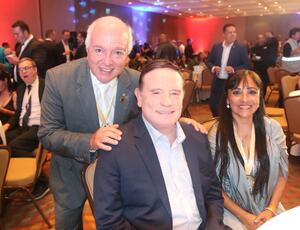 Emoção e homenagens marcaram a cerimônia de entrega da 14ª. edição do TROFÉU AIB