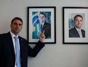 Flávio Bolsonaro tem lastro político, potencial de crescimento e peso estrutural que a elite ignora