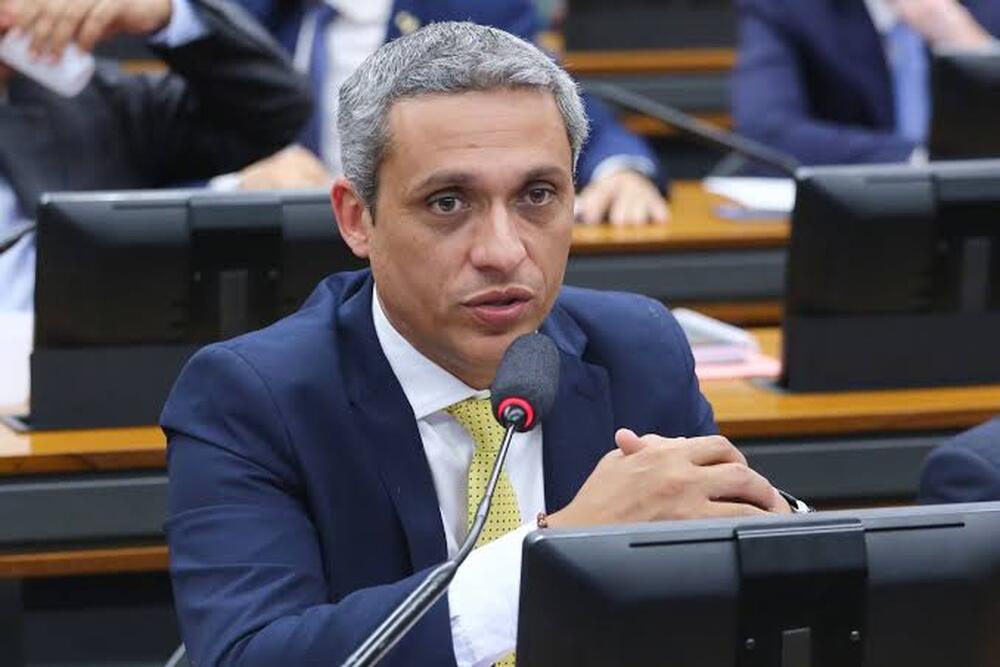 PF indicia deputado Gustavo Gayer por suspeita de desvio de cota parlamentar