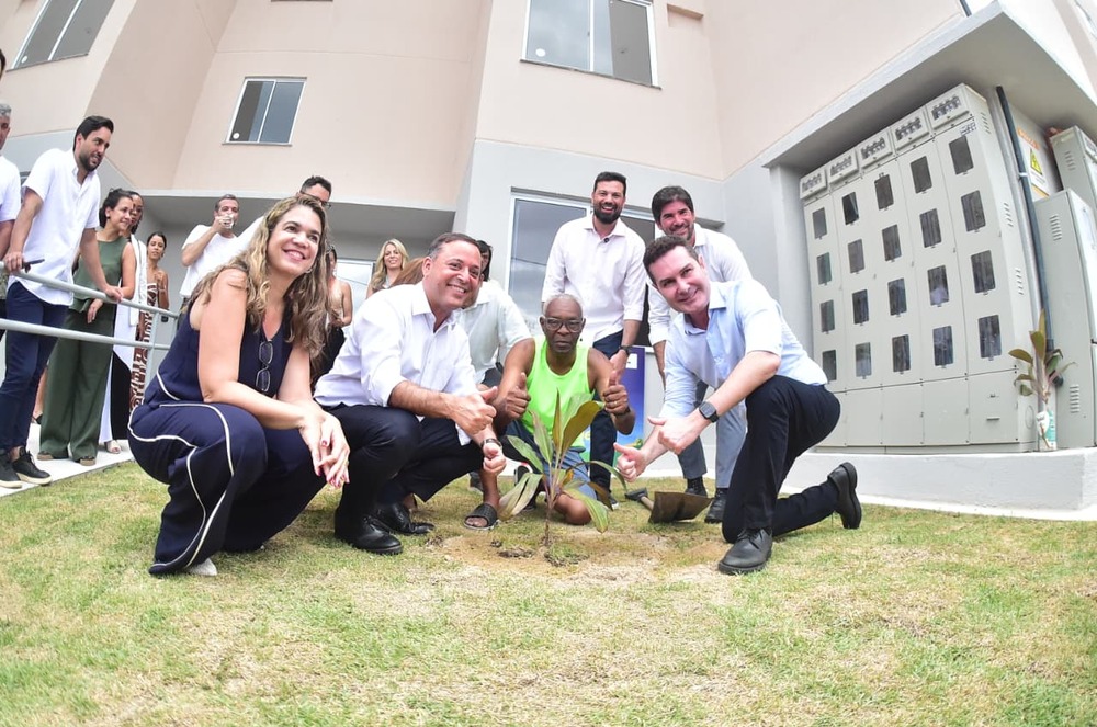 Prefeitura de Niterói e Governo Federal entregam 540 moradias populares e anunciam a construção de outras mil unidades