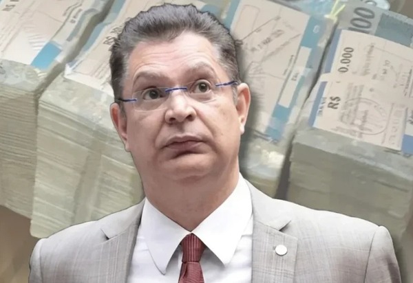 PF encontra meio milhão em casa e deputado Sóstenes dá explicações que não explicam nada!