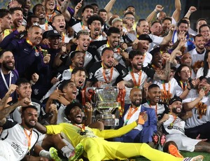 Corinthians vence Vasco e conquista tetracampeonato da Copa do Brasil