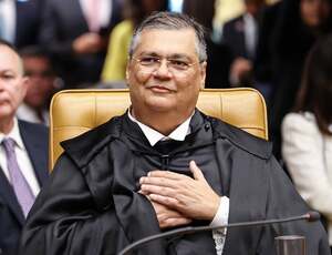 Dino Impede Ressurreição de 'Emendas Zumbis' e Estraga Natal no Congresso