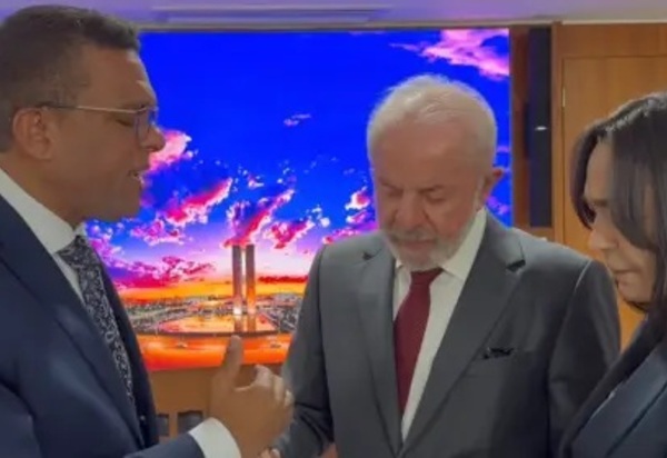 ‘A fé, o respeito e o amor não têm partido político. Quando cuidar do povo é o propósito dos governantes, Deus abençoa e capacita’, diz Lula em evento gospel