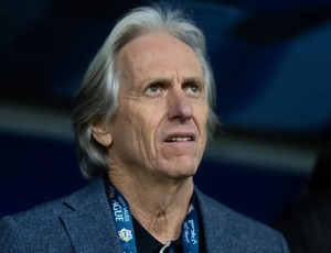 Jorge Jesus elogia, mas diz que Flamengo deste ano não superou time de 2019