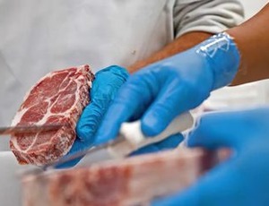 Governo vai conversar com China para reduzir efeitos de tarifas sobre carne bovina