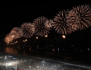 Réveillon do Rio atraiu mais de 5,1 milhões de pessoas; Copacabana recebeu mais da metade, com 2,6 milhões