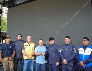 Prefeito de Niterói concede aumento nas gratificações para as forças de segurança