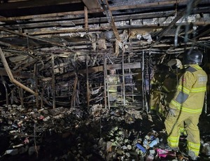Defesa Civil interdita subsolo e 17 lojas do térreo do Shopping Tijuca após incêndio