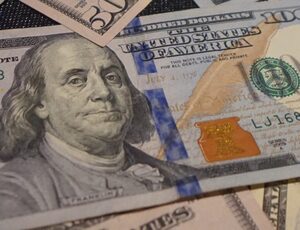 O fim do império do petrodólar e o avanço de um mundo multipolar