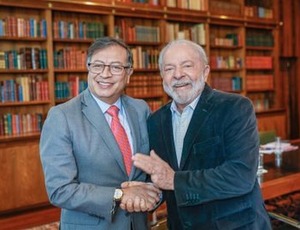 Telefonema do presidente da Colômbia, Gustavo Petro, para o presidente Lula