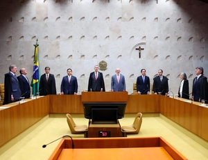 Transparência em Xeque: STF Precisa de Marcos Regulatórios Urgentes