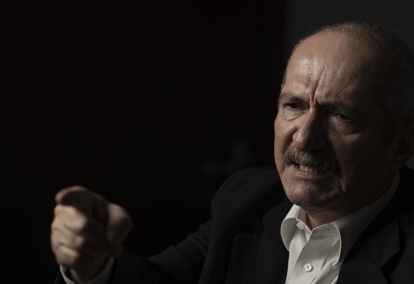 Aldo diz que mudou e agora defende também o mercado 