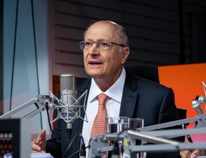 Alckmin celebra assinatura de acordo: 'Novo patamar para a política comercial brasileira'
