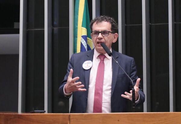 Reimont propõe lei que obriga síndicos a denunciar violência contra crianças, mulheres, idosos e animais