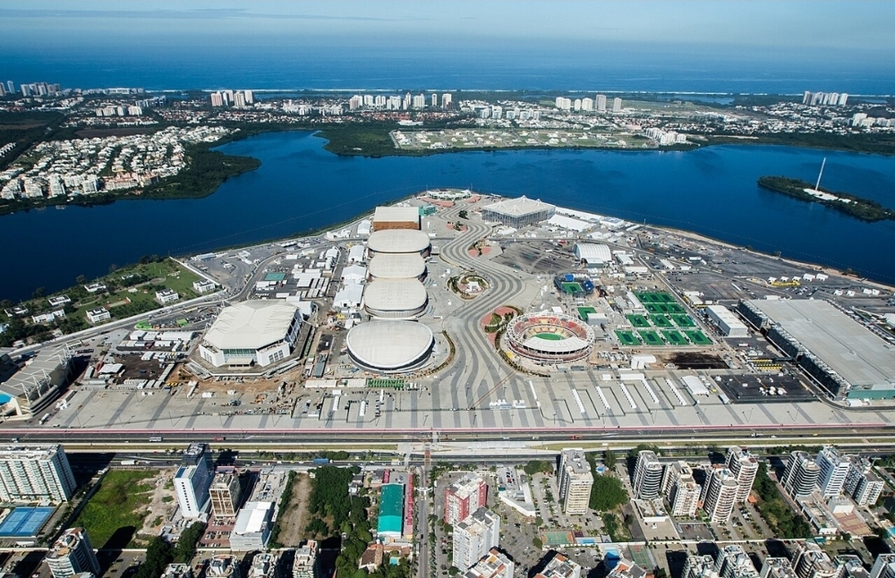 Paes recua e cancela 'taxa da discórdia' na Barra Olímpica: Procuradoria salva o dia com 'interpretação criativa'