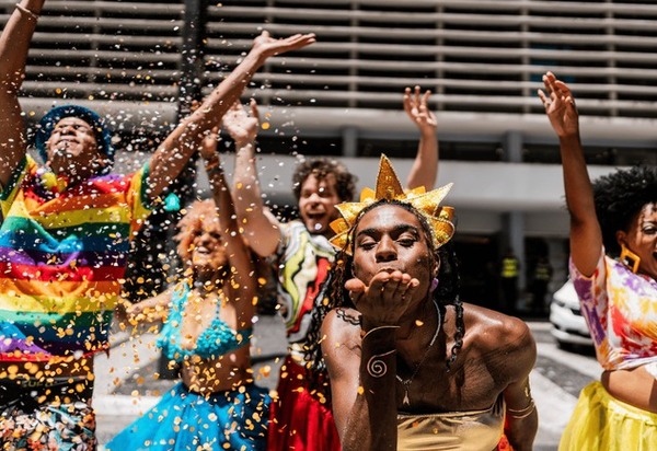 Carnaval deve movimentar R$ 18,6 bilhões e impulsionar o turismo em todo o Brasil